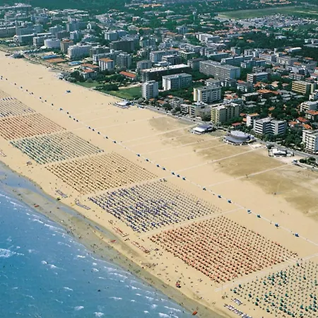 Enjoy A Family-friendly Getaway - Beahost * Bibione